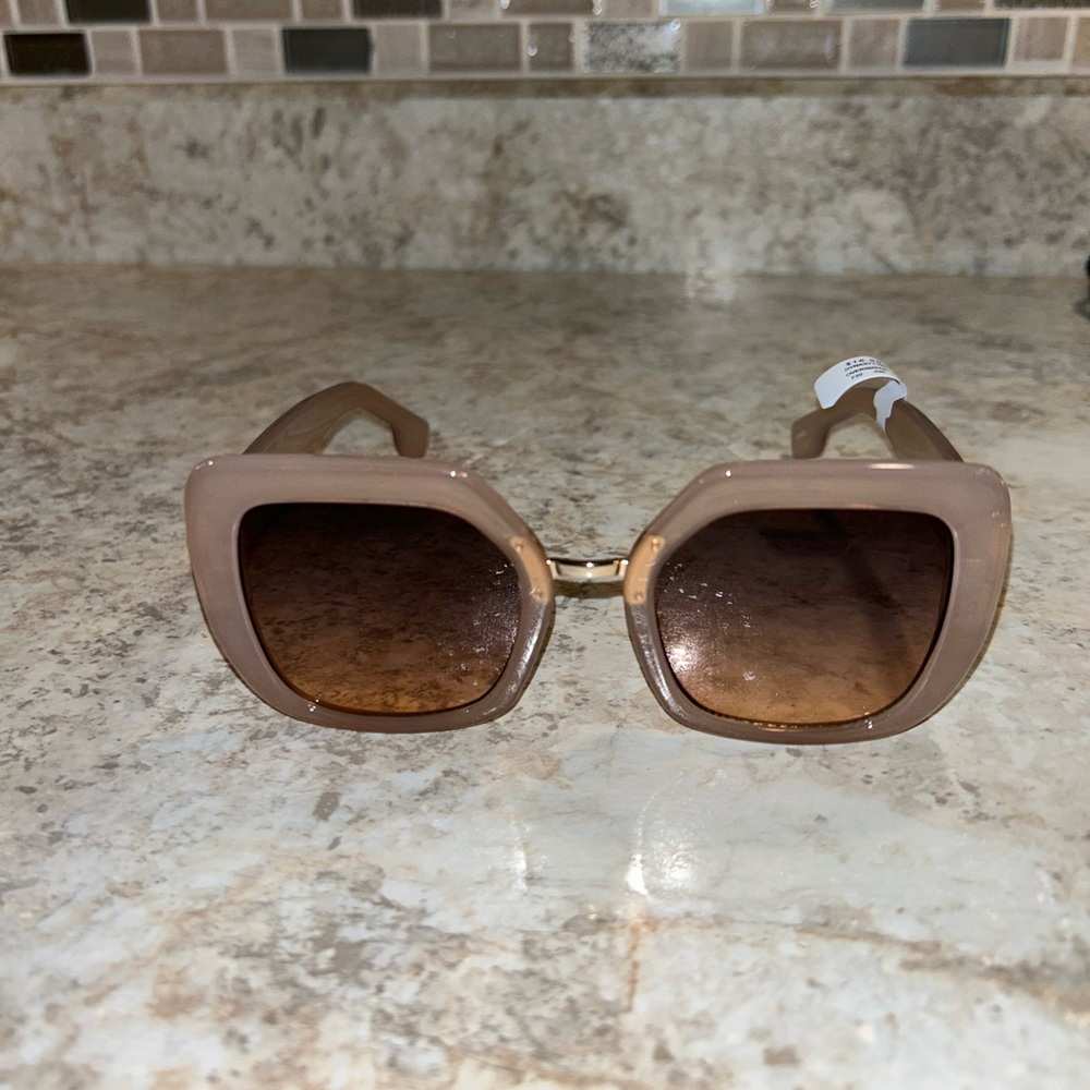 Women’s sunglasses